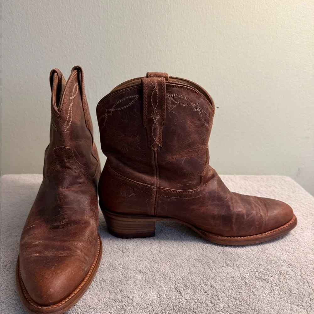 Tecovas Chestnut Distressed Leather Heeled Boots - Picture 1 of 5